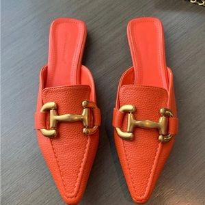 Orange Avant-garde Solid Color Mules With Metal Decoration, Pointed Toe And Flat
